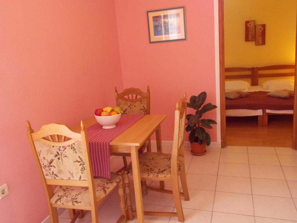 Apartment Ivana Водице Екстериор снимка