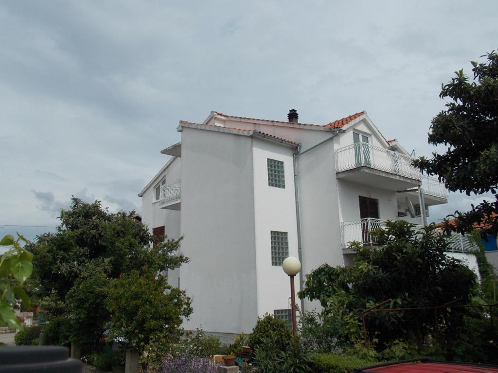 Apartment Ivana Водице Екстериор снимка